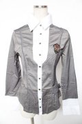 Ozz Croce / エンブレムワッペンブラウス  グレー Y-26-01-16-126-OO-TO-SZ-ZY