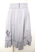 axes femme POETIQUE / パンジー刺繍ラッフルスカート M サックス Y-26-01-18-087-AX-SK-SZ-ZY