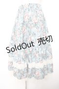 axes femme / ホーリーローズ柄フリルスカート F サックス Y-26-01-18-097-AX-SK-SZ-ZY