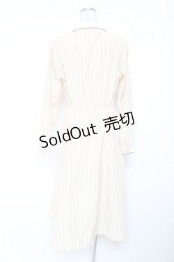 画像2: F i.n.t / クレリックストライプシャツワンピース/ポムポムプリン F ベージュ Y-26-01-20-070-CA-OP-SZ-ZI