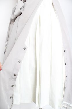 画像6: Ozz oneste / 薔薇刺繍サイドプリーツジャンパースカート  グレー Y-26-01-20-119-OO-OP-SZ-ZS