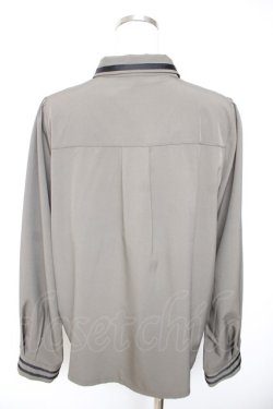 画像2: axes femme / ミリタリー風ブラウス  カーキ Y-26-01-22-047-AX-BL-SZ-ZY