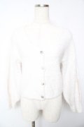 axes femme / アソート釦フェザーニットカーディガン  白 Y-26-01-22-080-AX-TO-SZ-ZY