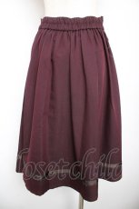 画像2: axes femme / ローズ刺繍フレアスカート  ワイン Y-26-01-22-155-AX-SK-SZ-ZS (2)
