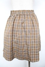 画像2: F i.n.t / ロゴ刺繍入りサイドプリーツチェックミニスカート F ベージュ×ホワイト Y-26-01-22-164-CA-SK-SZ-ZT496 (2)
