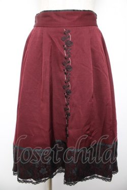 画像1: axes femme / 薔薇刺繍バイカラースカート F ワイン Y-26-01-22-167-AX-SK-SZ-ZY