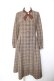画像1: F＆A / カメオ付きクロスボウタイチェックワンピース F ブラウン Y-26-01-28-128-LO-OP-SZ-ZY (1)
