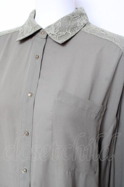 画像3: axes femme / レース重ねボリューム袖シャツ F カーキ Y-26-01-31-056-AX-BL-SZ-ZY