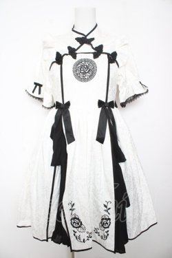 画像1: axes femme kawaii / 牡丹刺繍チャイナワンピース  白 Y-26-02-01-083-AX-OP-SZ-ZY