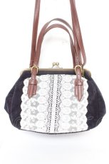 画像1: axes femme / レースショルダーバッグ  紺 Y-26-02-05-033-AX-BG-SZ-ZT346 (1)