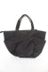 画像2: Maison de FLEUR / サイドポケットSトートバッグ F ブラック Y-26-02-05-036-LO-BG-SZ-ZY (2)