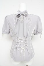 画像2: Ozz oneste / 薔薇刺繍ブラウス  グレー Y-26-02-09-105-OO-BL-SZ-ZI (2)
