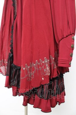 画像4: Ozz oneste / 薔薇刺繍チェーン付きワンピース  赤 Y-26-02-09-132-OO-OP-SZ-ZY