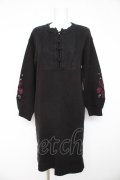 axes femme / 袖刺繍チャイナ釦ニットワンピース M 黒 Y-26-02-11-079-AX-OP-SZ-ZY