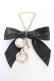 画像2: Maison de FLEUR / イニシャルバックチャーム (S) F ブラック Y-26-02-13-007-LO-ZA-SZ-ZY (2)