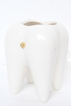 画像1: Q-pot. / TOOTH型　歯ブラシスタンド  ホワイト Y-26-02-13-025-QP-ZA-SZ-ZY