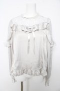 Angelic Pretty / Lacy Frillブラウス  グレー Y-26-02-15-116-AP-BL-SZ-ZY