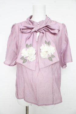 画像1: axes femme / 紫陽花装飾リボンブラウスプルオーバー F ラベンダー Y-26-02-15-147-AX-TO-SZ-ZY