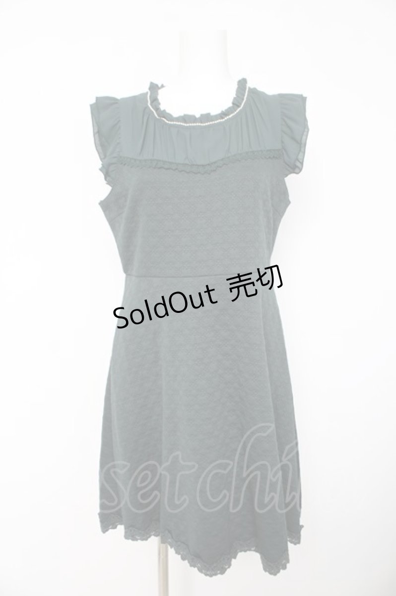 画像1: axes femme / パール付カットJQワンピース M グリーン Y-26-02-15-169-AX-OP-SZ-ZT390 (1)