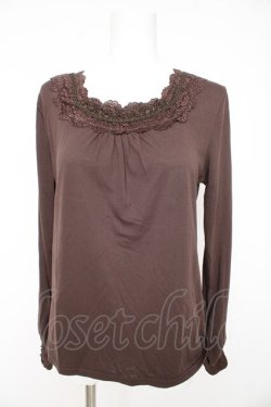 画像1: axes femme / 胸元ラメレース使いインナープルオーバー L ブラウン Y-26-02-15-034-AX-TO-IG-ZY