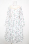 Kurumi Collaboration / KRハナジゴスリーブワンピース M 中白 Y-26-02-17-173-LO-OP-SZ-ZY