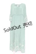 axes femme / 刺繍デザインティアードワンピース  グリーン Y-26-02-19-128-AX-OP-SZ-ZY