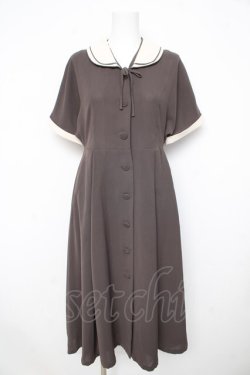 画像1: an another angelus / パイピング使いダブルクレリック衿ワンピース F ブラウン Y-26-02-21-143-CA-OP-SZ-ZY