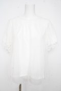 axes femme / レース重ね袖チュールプルオーバー  白 Y-26-02-21-024-AX-TO-SZ-ZY