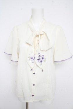 画像1: axes femme / 紫陽花刺繍リボンブラウス  白 Y-26-02-21-026-AX-BL-SZ-ZY