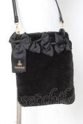 m petit by misako / NINA'S ファーショルダーバッグ  黒 Y-26-02-23-031-LO-BG-SZ-ZY