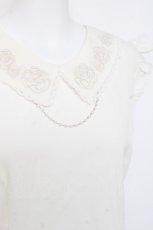 画像3: axes femme / パール付薔薇刺繍ノースリブラウス F 生成り Y-26-02-23-053-AX-BL-SZ-ZS (3)