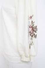 画像3: axes femme / 花刺繍チュール袖七分袖プルオーバー F オフシロ Y-26-02-23-058-AX-TO-IG-ZI (3)