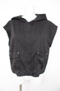 axes femme / フード付ミリタリー風ベスト F クロ Y-26-02-23-120-AX-TO-IG-ZY