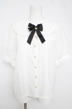 画像1: Amavel / リボン付きハートチャーム半袖ブラウス F 白 Y-26-02-23-126-CA-BL-SZ-ZY