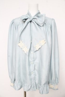 画像1: Enchantlic Enchantilly / ノーブルリボンタイブラウス  クリーミーブルー Y-26-02-23-128-LO-BL-SZ-ZY