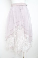 画像2: axes femme POETIQUE / バックフリルチュールスカート  ラベンダー Y-26-02-23-212-AX-SK-SZ-ZI (2)