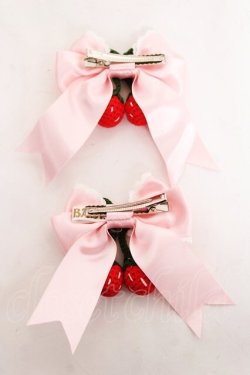 画像2: BABY, THE STARS SHINE BRIGHT / ゆらゆらいちごのサテンリボンクリップ  ピンク Y-26-03-01-050-BA-AC-IG-ZY