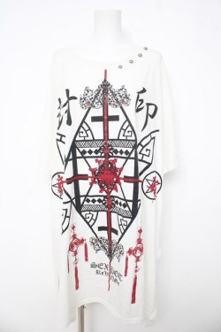 画像1: SEX POT ReVeNGe / 封印MEGAカットソー F ホワイト Y-26-03-03-065-SP-TO-SZ-ZY