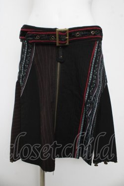 画像1: Ozz Croce / スカルストライプボタンデザインスカート  ブラック/レッド Y-26-03-03-135-OO-SK-SZ-ZY