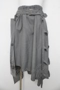 Ozz Croce / アシメラップ風レイヤードスカート  グレー Y-26-03-03-138-OO-SK-SZ-ZY
