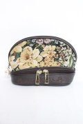 axes femme / アクセケース付ポーチ  ブラウン Y-26-03-06-047-AX-ZA-SZ-ZY