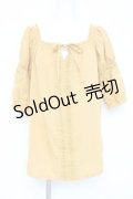 axes femme / 袖レース2WAYブラウス  イエロー Y-26-03-06-080-AX-BL-SZ-ZS
