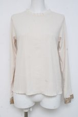 画像1: axes femme / 刺繍レース袖プチスタンドプルオーバー  生成り Y-26-03-06-100-AX-TO-SZ-ZT641 (1)