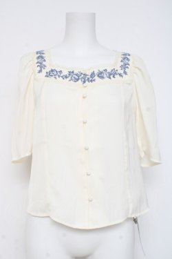 画像1: an another angelus / スクエアネックアンティークローズ刺繍ブラウス F オフ/ブルー Y-26-03-06-118-CA-BL-SZ-ZY