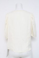 画像2: an another angelus / スクエアネックアンティークローズ刺繍ブラウス F オフ/ブルー Y-26-03-06-118-CA-BL-SZ-ZY (2)