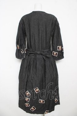 画像2: PINK HOUSE / かおくまワッペンデニムワンピース F 黒 Y-26-03-06-191-LO-OP-SZ-ZY