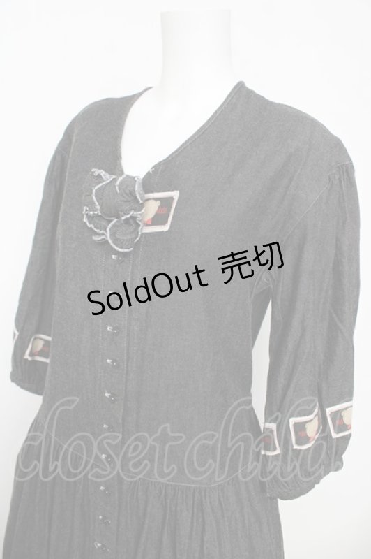 画像3: PINK HOUSE / かおくまワッペンデニムワンピース F 黒 Y-26-03-06-191-LO-OP-SZ-ZY (3)