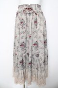 axes femme / ミュルーズ染織美術館コラボ/フェザー×フラワー柄スカート  ベージュ Y-26-03-06-245-AX-SK-SZ-ZY
