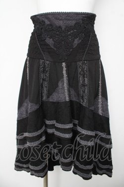 画像1: Ozz On / ウエスト刺繍レースフィッシュテールスカート  黒 Y-26-03-06-251-OO-SK-SZ-ZY