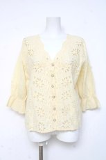 画像1: axes femme / スカラップ刺繍プルブラウス M イエロー Y-26-03-09-074-AX-BL-SZ-ZI (1)